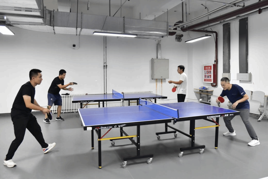 校工会组织开展乒乓球比赛校内预选赛