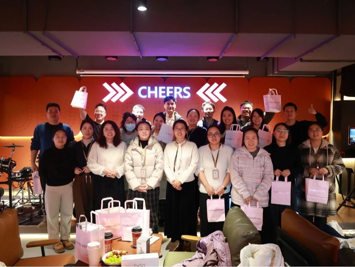 温暖庆芳辰 | 土木与建筑学院分工会举办第四季度教职工生日会 河北工程技术学院工会